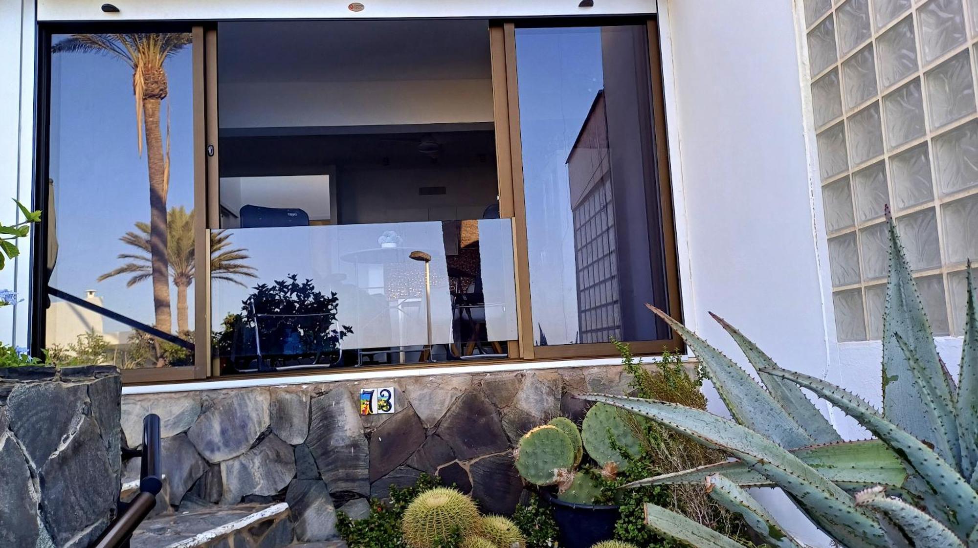 Bungalow Uno - Front Line Of Ocean San Bartolomé Dış mekan fotoğraf